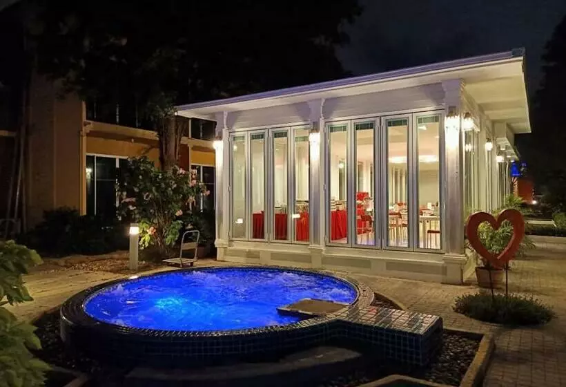 Hotelli Bangkok.grand.resort