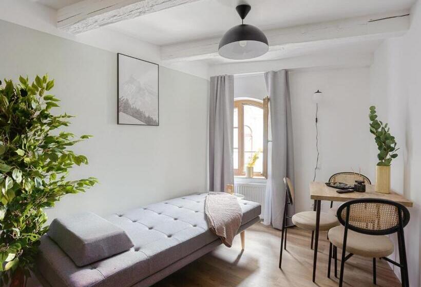 Limehome Zwickau Hauptmarkt