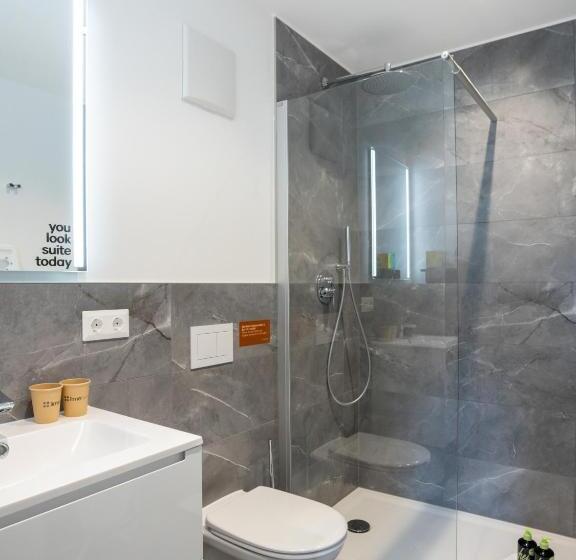 Limehome Zwickau Hauptmarkt