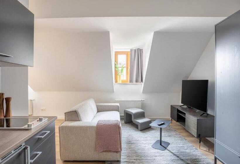 Limehome Zwickau Hauptmarkt