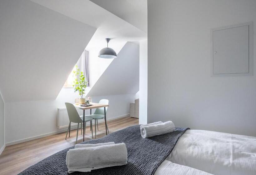 Limehome Zwickau Hauptmarkt