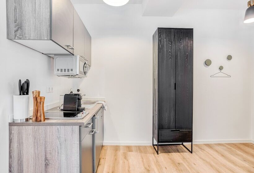 Limehome Zwickau Hauptmarkt