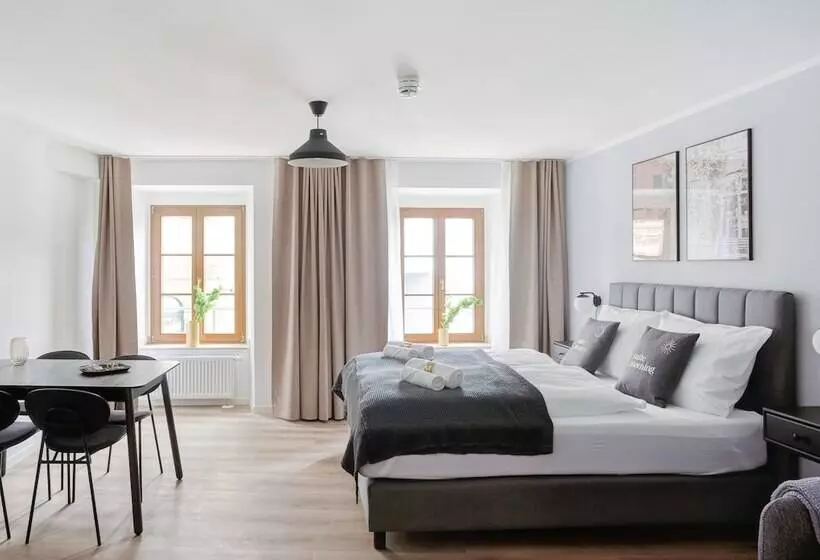 Limehome Zwickau Hauptmarkt