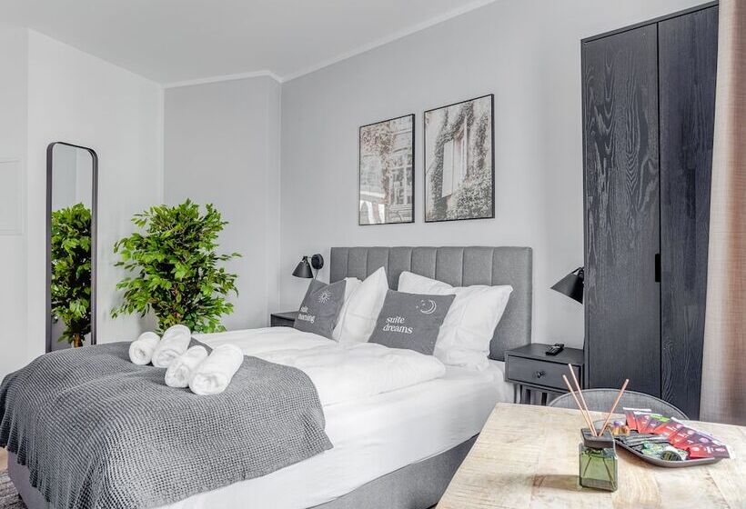 Limehome Zwickau Hauptmarkt