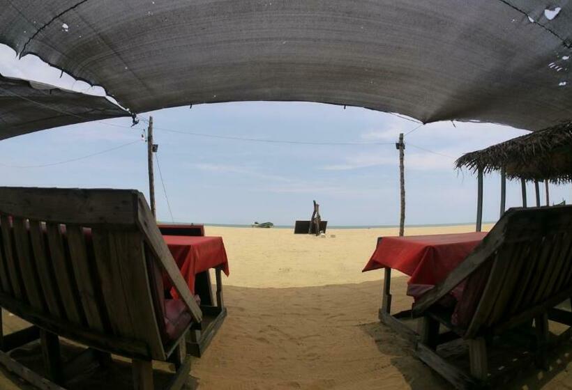 צימר Sea Look Beach Restaurant Pub & Rooms