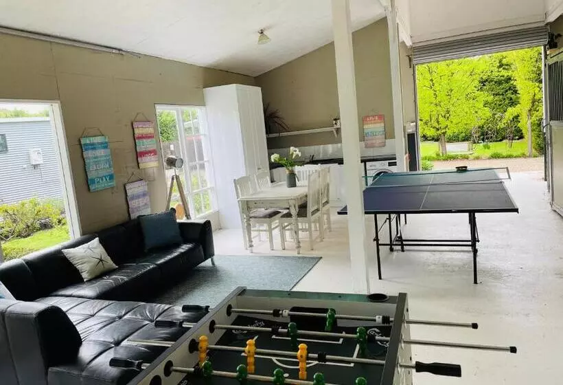 ホテル Farm Stay Maple Cottage At Wilindi Estate