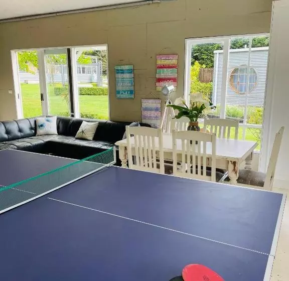 ホテル Farm Stay Maple Cottage At Wilindi Estate