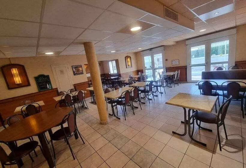 ホテル Logis Hôtel Sully Le Château