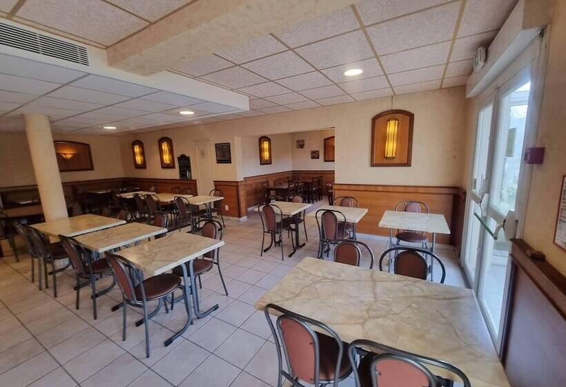 فندق Logis Hôtel Sully Le Château