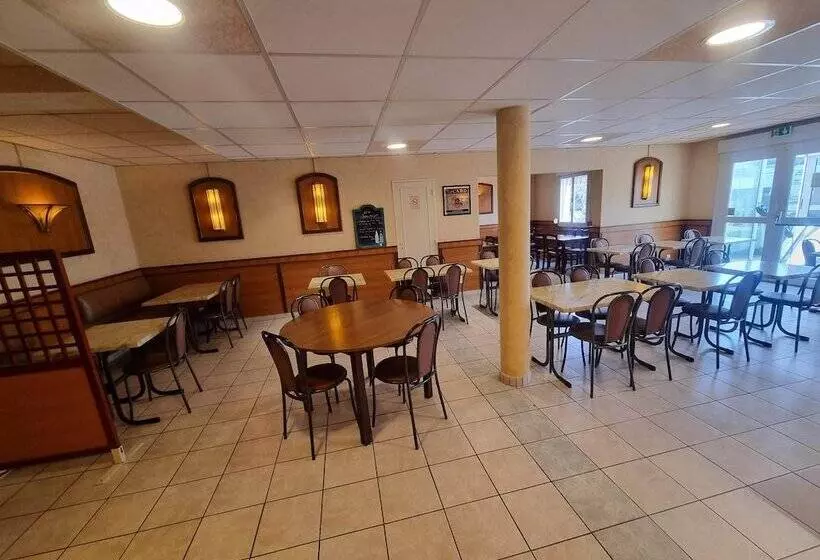 ホテル Logis Hôtel Sully Le Château