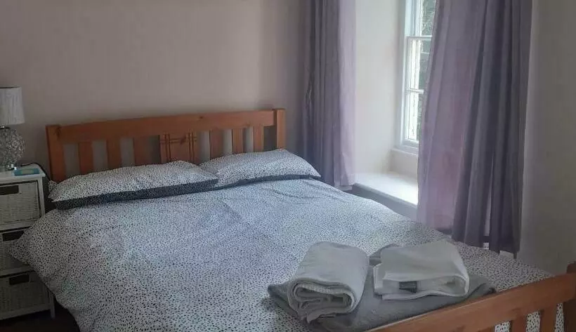 Penbetha House B&b