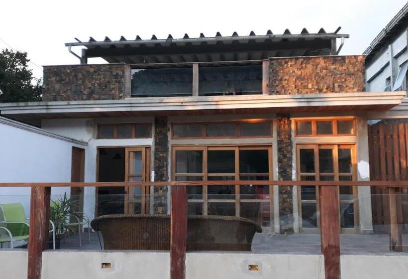 膳宿费 Pousada Guarujá, Suítes Praia Do Tombo