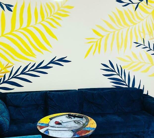 Arevahostel&apartment