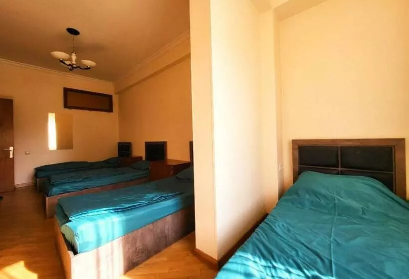 Arevahostel&apartment