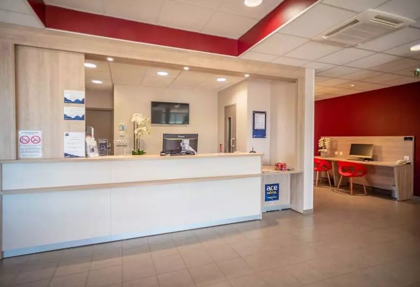 Hotelli Ace Hôtel Bordeaux Carbon Blanc