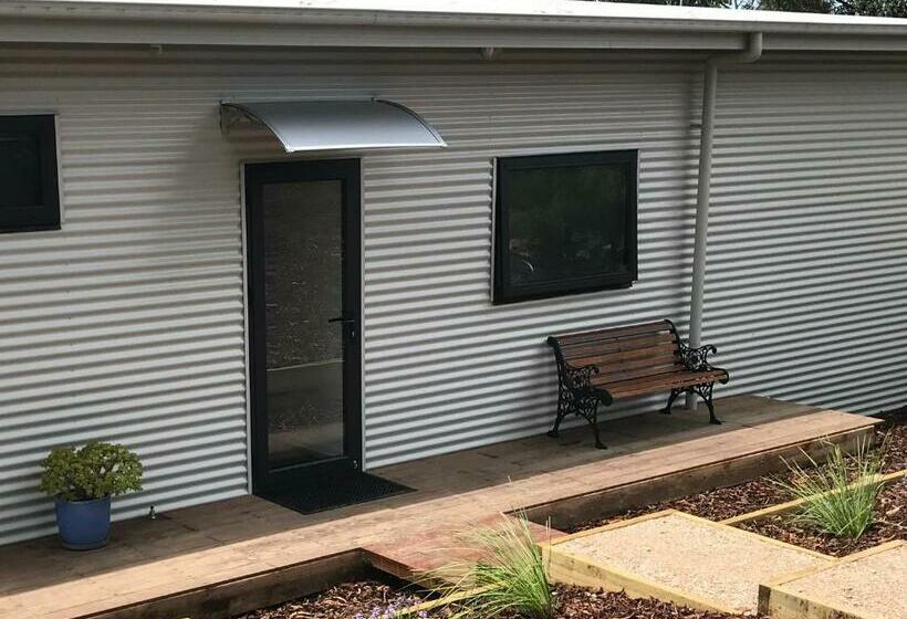 بنسيون Gillys Guesthouse