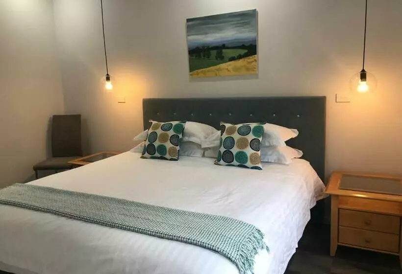 Majatalo Gillys Guesthouse