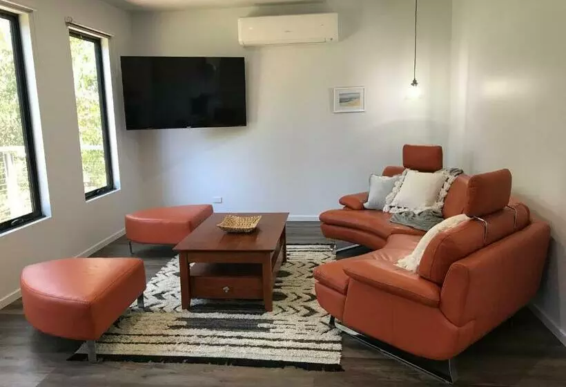 Majatalo Gillys Guesthouse