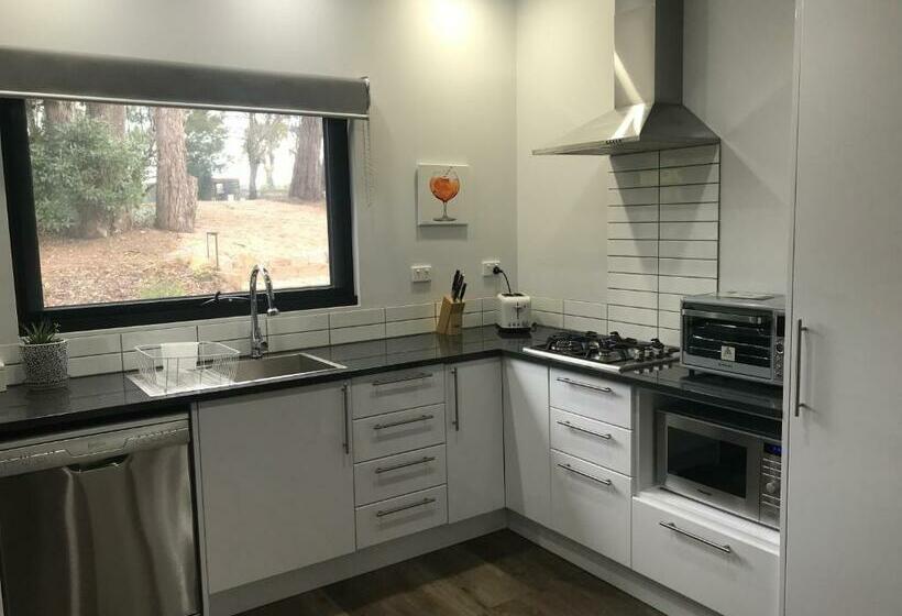 بنسيون Gillys Guesthouse