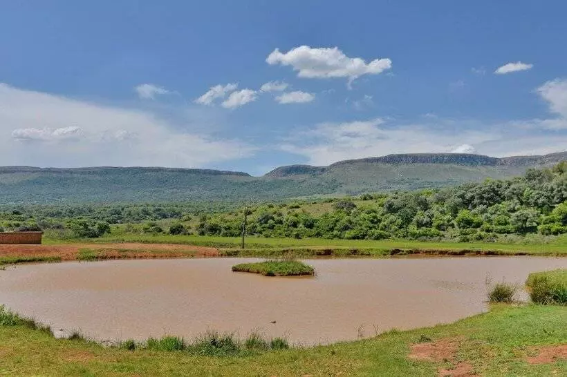African Hills Safari Lodge & Spa