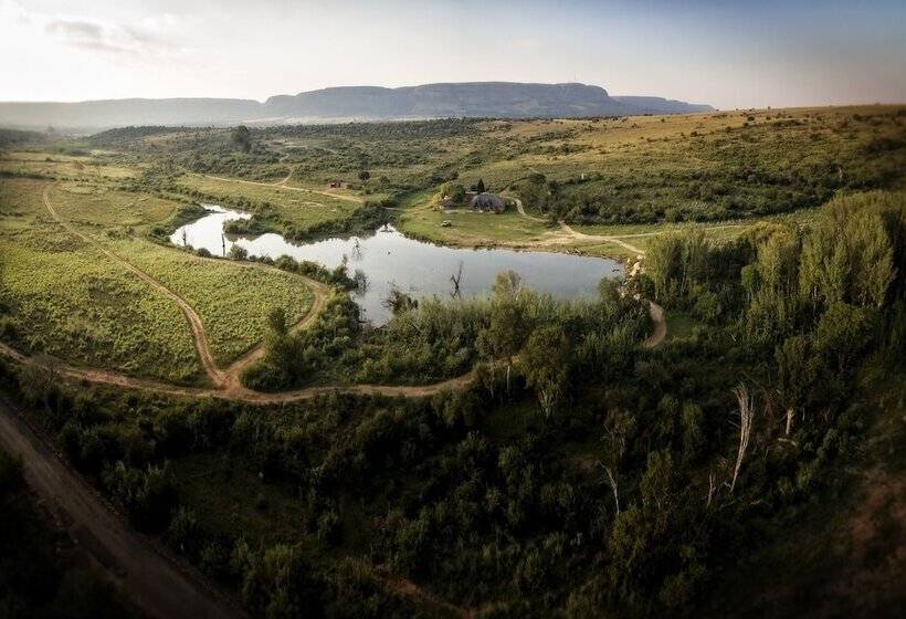 African Hills Safari Lodge & Spa