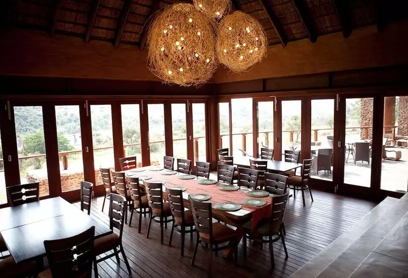 African Hills Safari Lodge & Spa