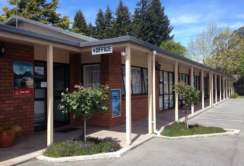 Arran Motel