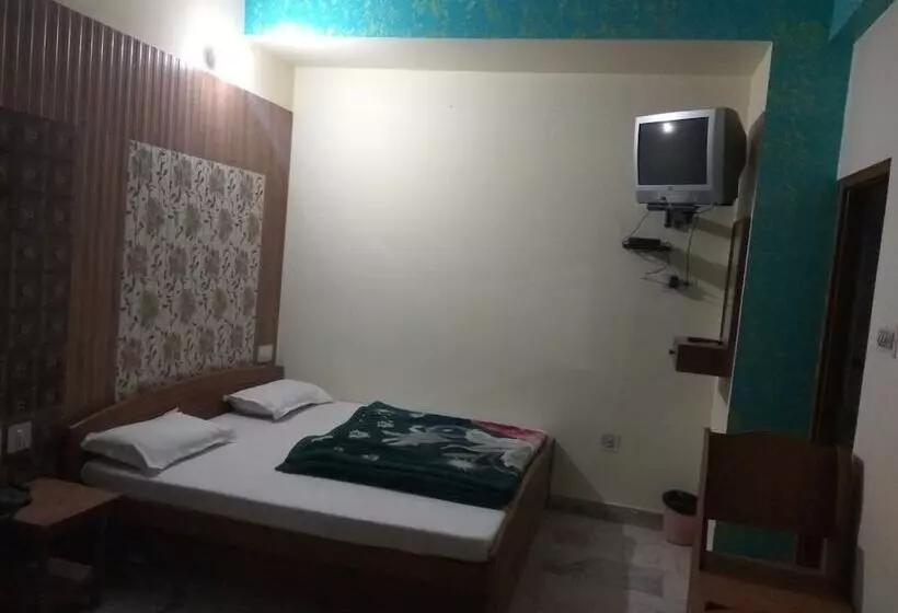 هتل Ganga Kripa
