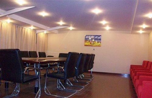 Hotel Greentree Inn Shanghai Zhangjiang Guanglan Road Metrostation