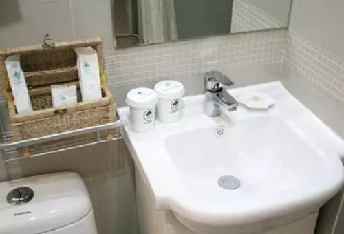 Hotel Greentree Inn Shanghai Zhangjiang Guanglan Road Metrostation