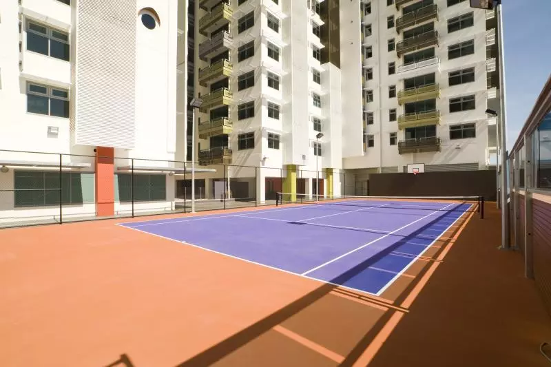 هتل One30 Esplanade