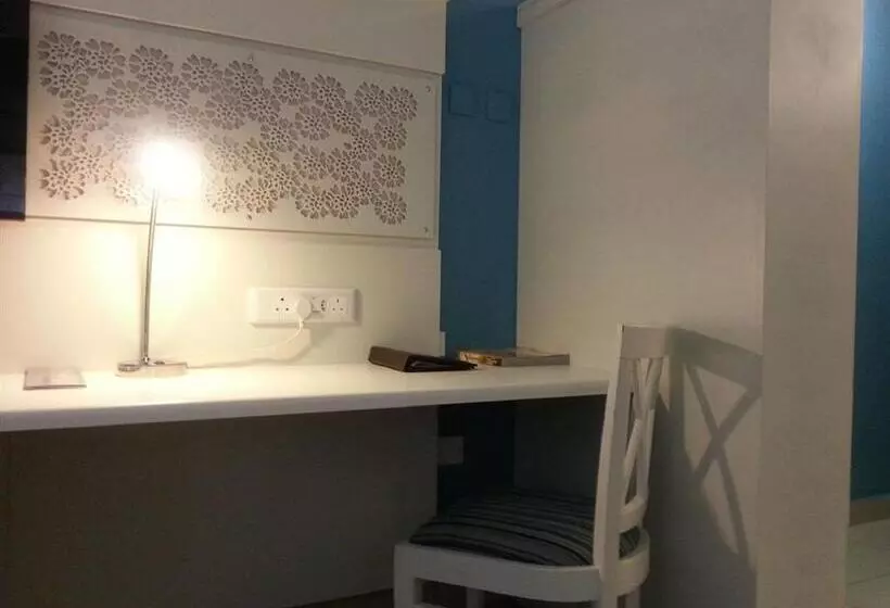 هتل Peermont Metcourt