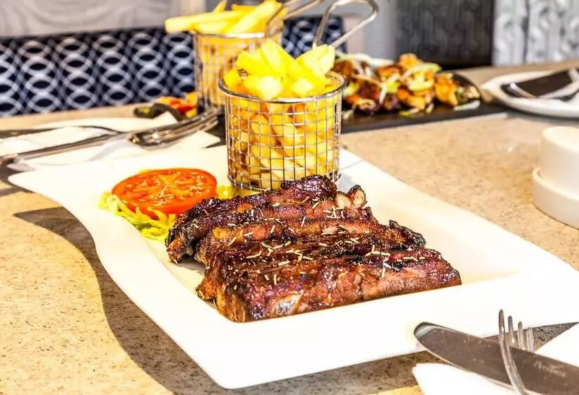 هتل Peermont Metcourt