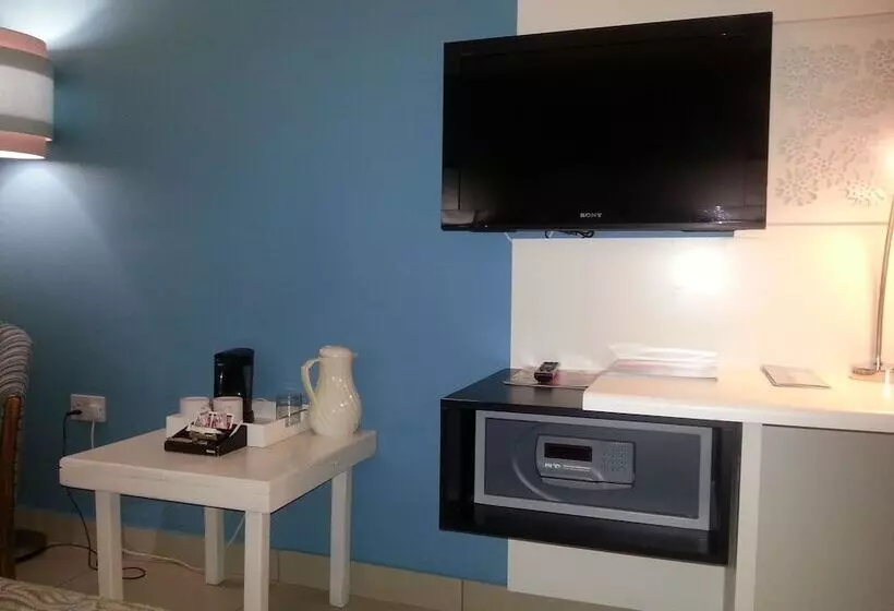 هتل Peermont Metcourt