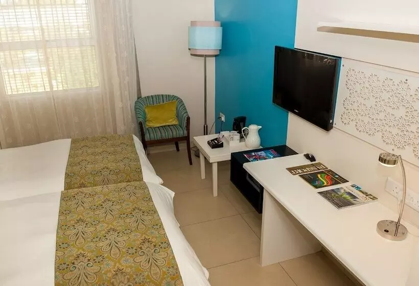 هتل Peermont Metcourt