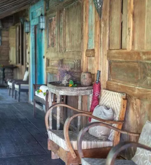 酒店 Ratua Private Island Resort