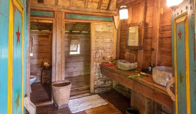 酒店 Ratua Private Island Resort