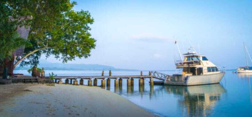 酒店 Ratua Private Island Resort