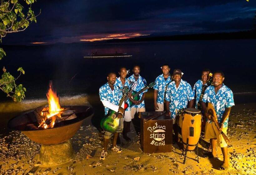 酒店 Ratua Private Island Resort