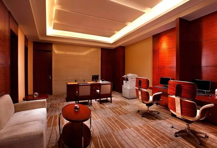 Отель Sheraton Jinzhou