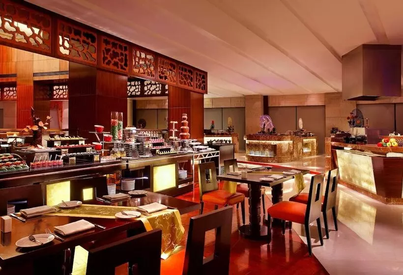 Отель Sheraton Jinzhou