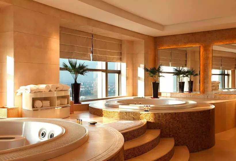 Отель Sheraton Jinzhou