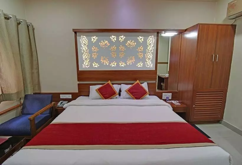 ホテル Sunset Inn Mount Abu With Swimming Pool