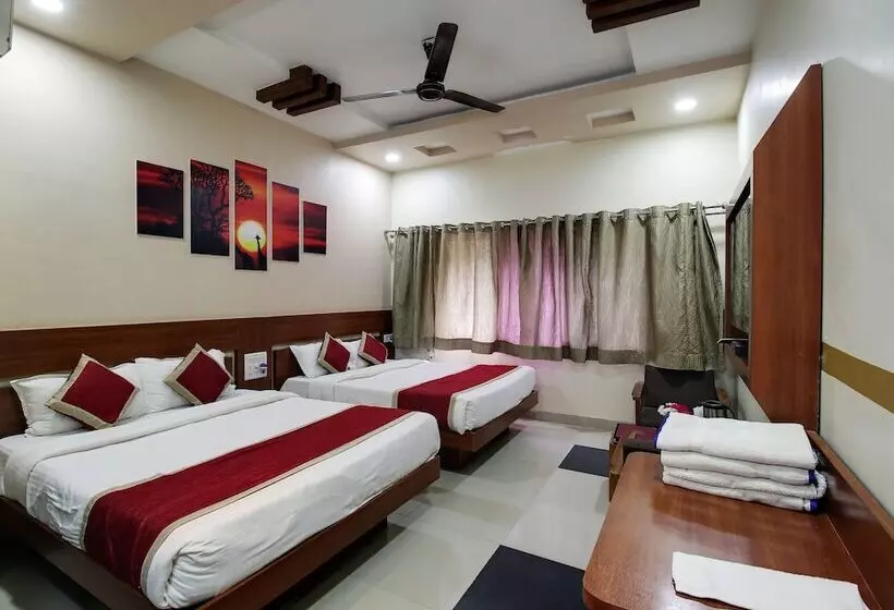 ホテル Sunset Inn Mount Abu With Swimming Pool