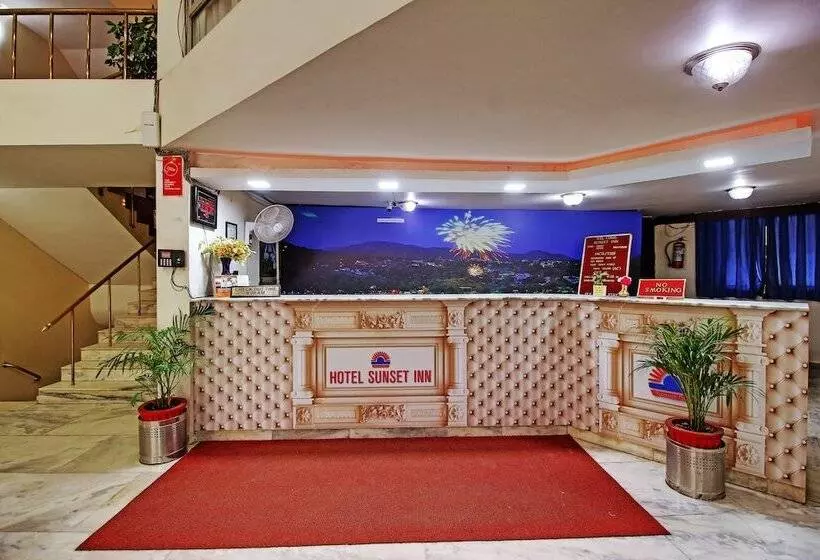 ホテル Sunset Inn Mount Abu With Swimming Pool