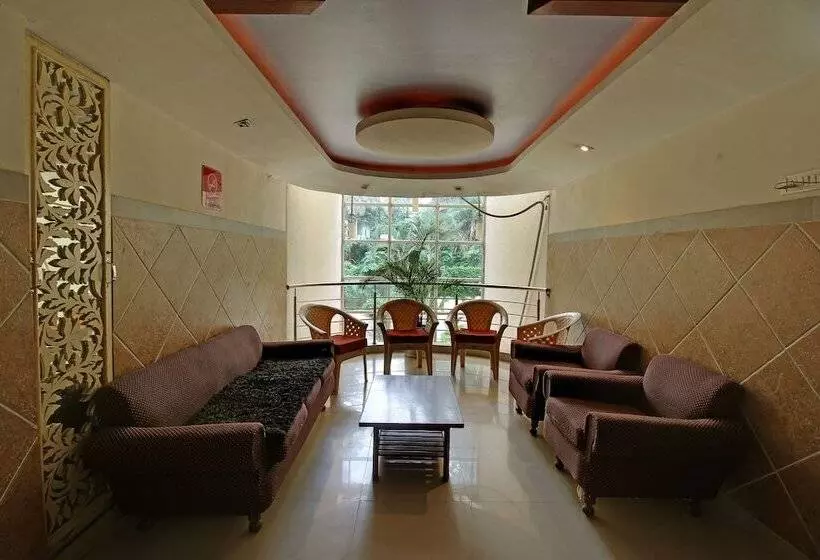 ホテル Sunset Inn Mount Abu With Swimming Pool