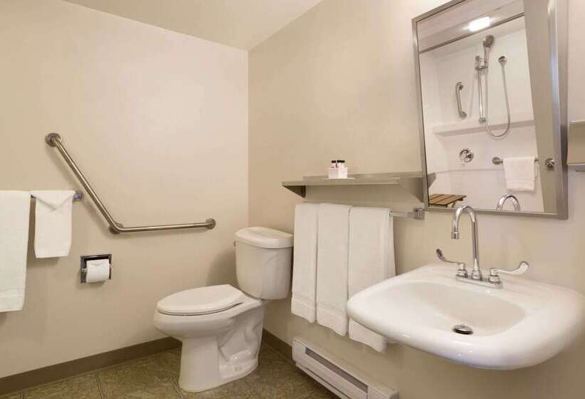 호텔 Super 8 By Wyndham Prince George