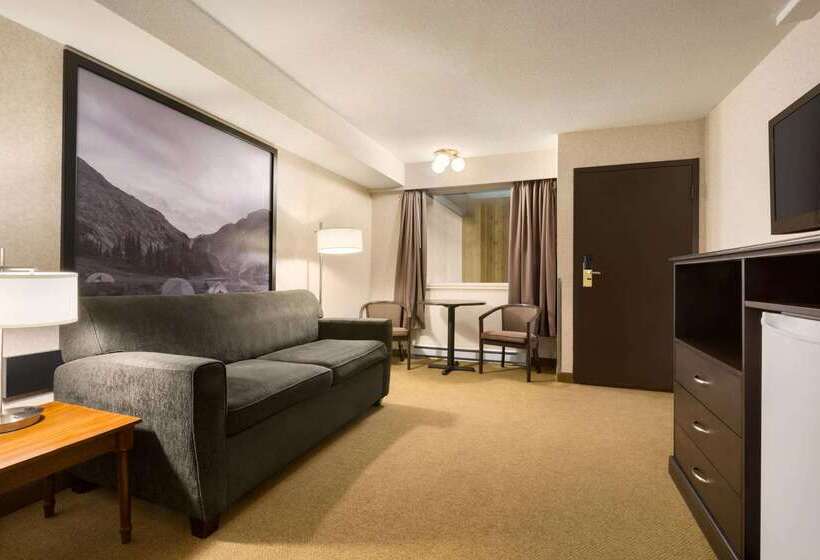 호텔 Super 8 By Wyndham Prince George