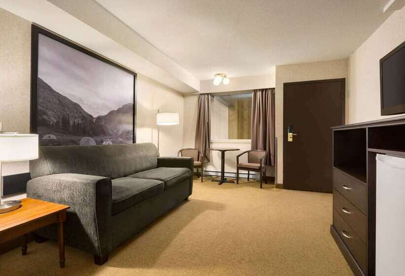 호텔 Super 8 By Wyndham Prince George