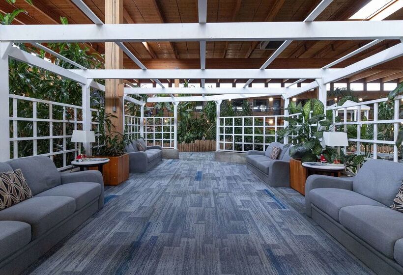 호텔 Super 8 By Wyndham Prince George